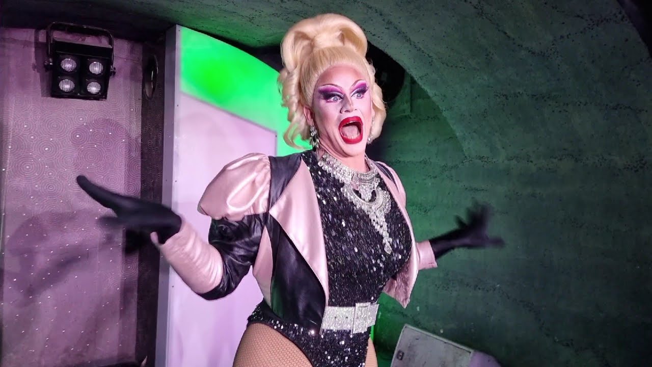 International Drag Queen Miss Valerie Divine :: Drag Show in Alterego Club Budapest, Hungary :: 4K