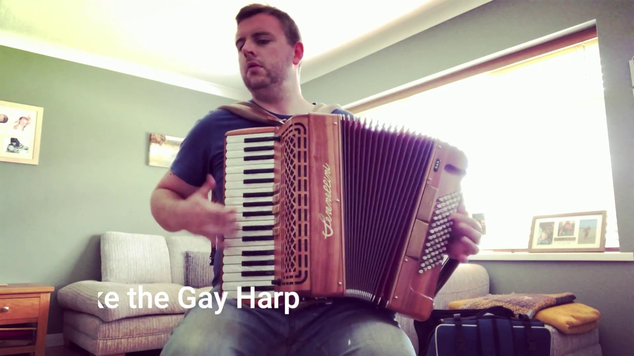 Strike the Gay Harp - Popular Irish session Jig on Piano Accordion