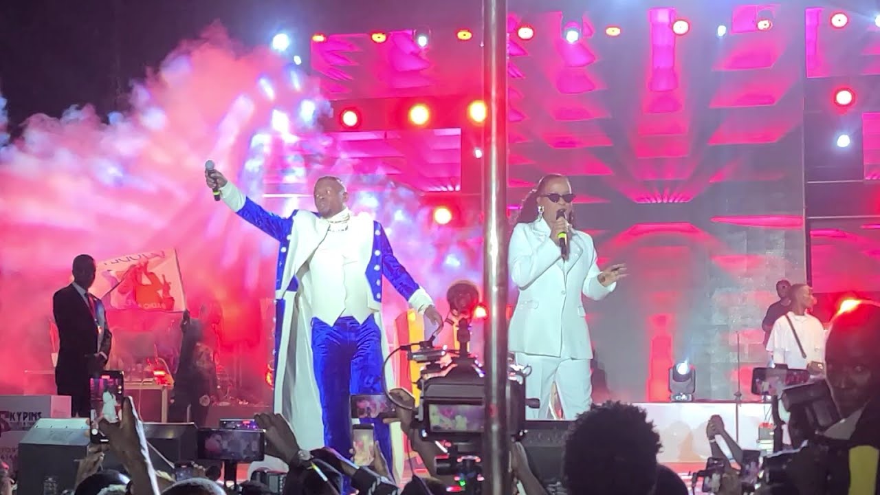 Radios' Wife  , Jose chameleon Brothers Weasel and Pallaso Live on stage