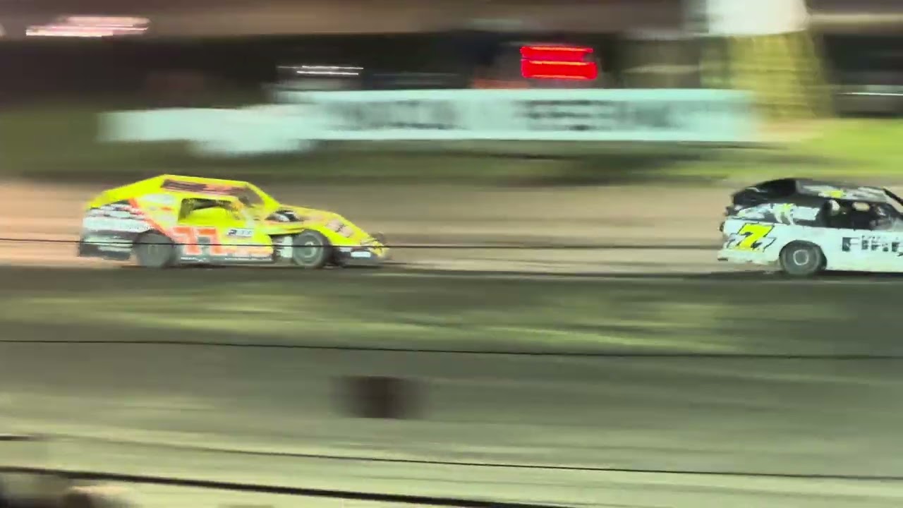 Lincoln Speedway- Flo Night in America May 8, 2025
