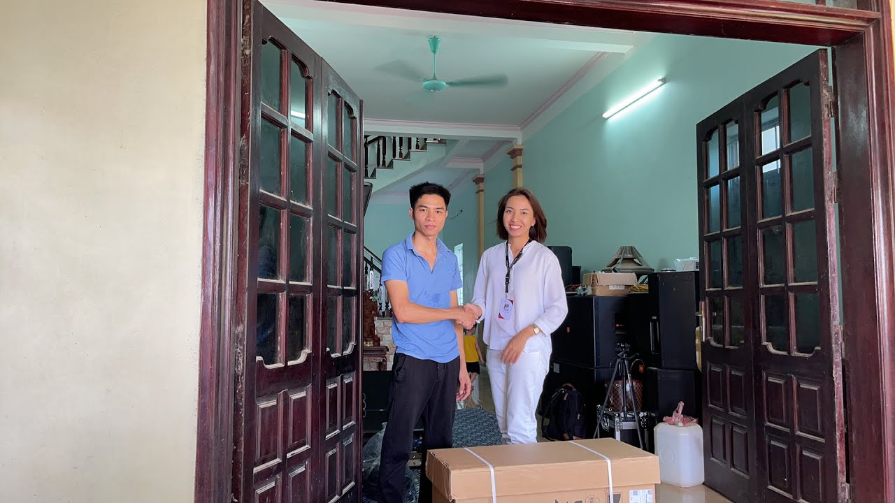 Nhà phân phối bàn giao dàn loa chân dài L-Acoustics Syva  đến từ Pháp cho Em Nguyên Hải dương