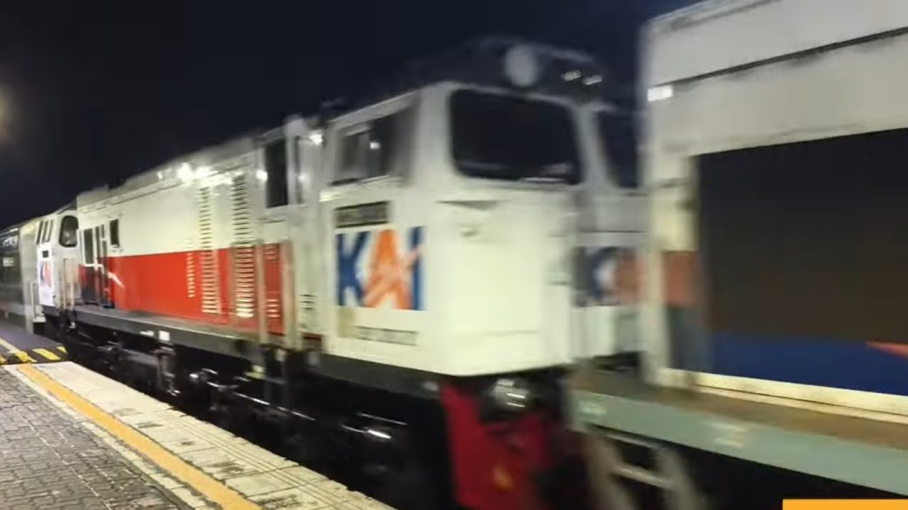 SELAMAT JALAN LOKO SUMATERA, PENGIRIMAN CC 206 MENUJU BENGKEL KERETA JOGJA,NONTON KERETA API KRL JKT