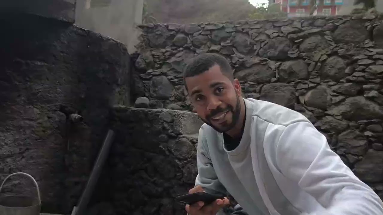 Um ka tem med (oficial videoclipe).           