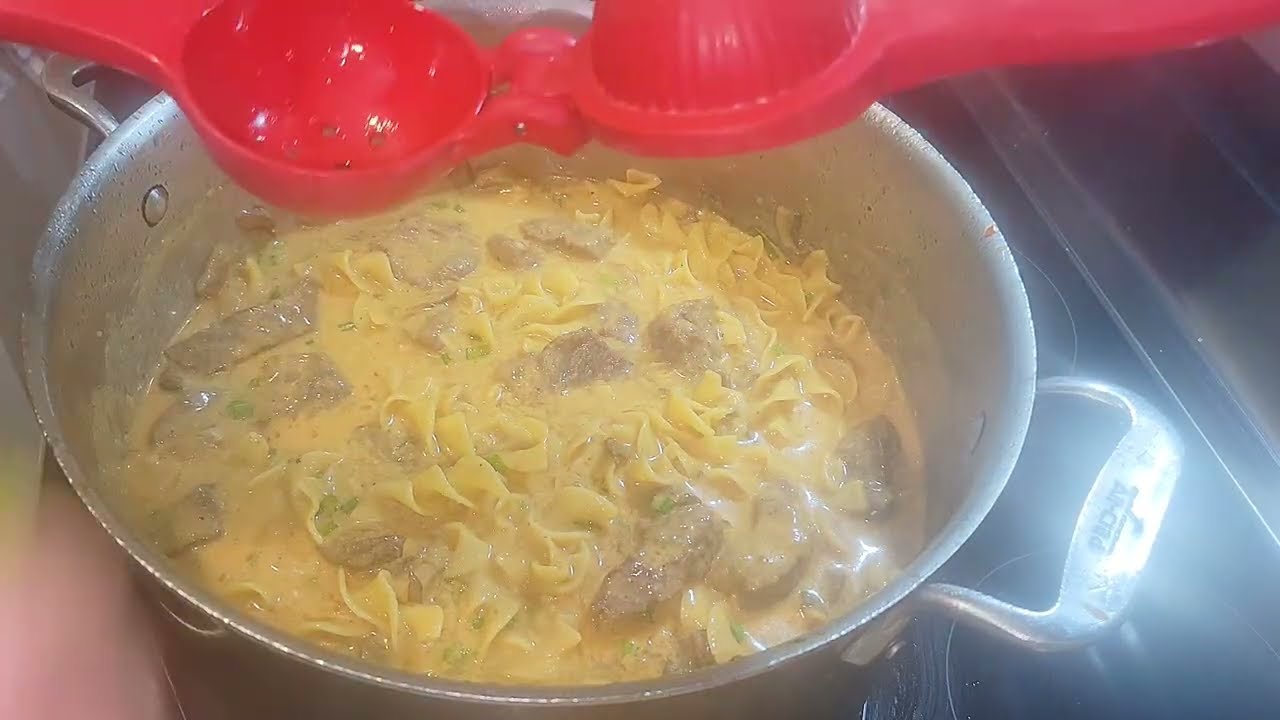 Saigon Stroganoff!! Yet another One Pot mashup, smashing East & West into one!!