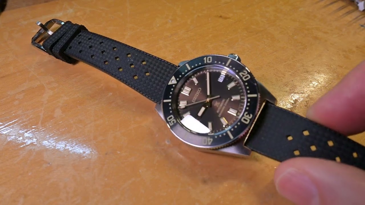 State of the Watch De-Braceletization