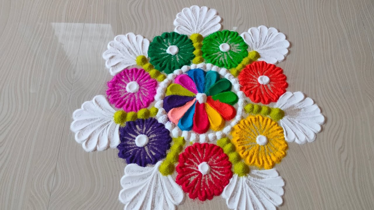 Colourful and easy rangoli 🤩. #youtubevideo #easyrangoli #rangolidesigns 