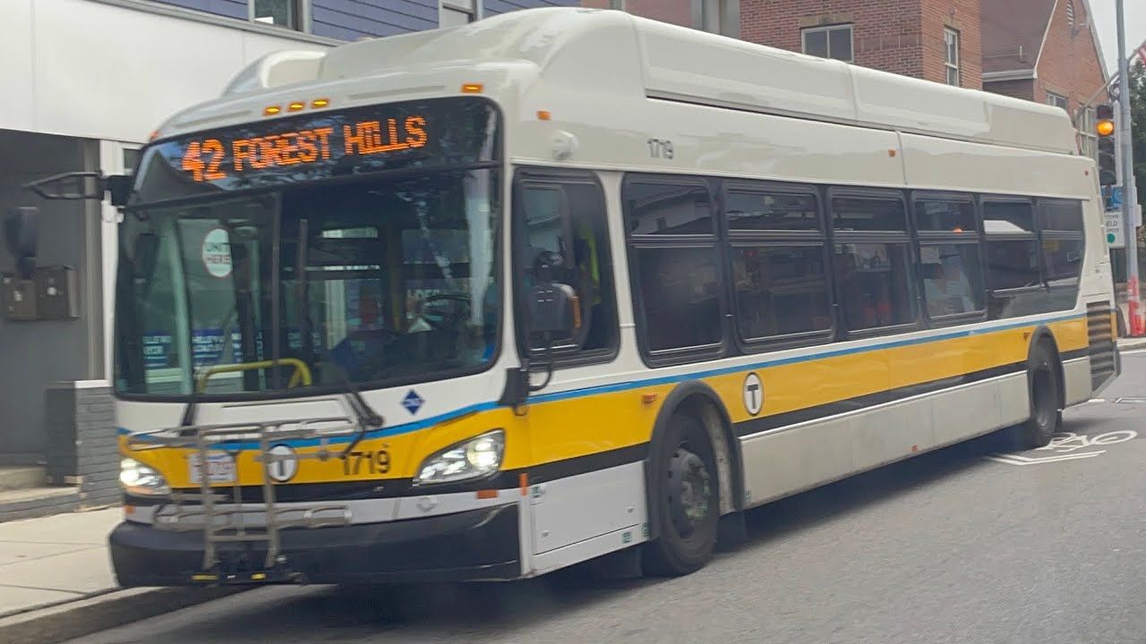 Maximum Potential! | Yoshi's Ride Series {S14-E01} - Riding the 42 🚌 - {MBTA} | READ DESCRIPTION