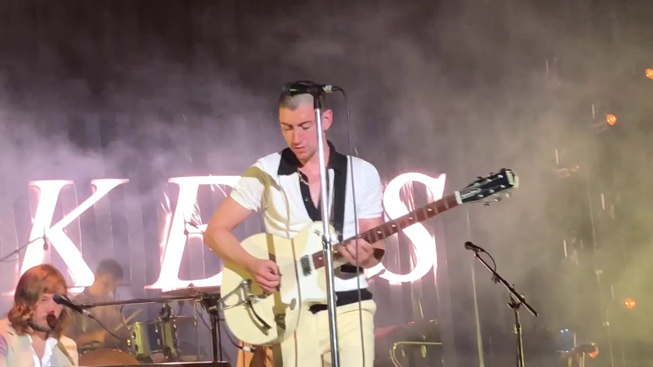 Arctic Monkeys - One Point Perspective live @ Forest Hills Stadium, NYC