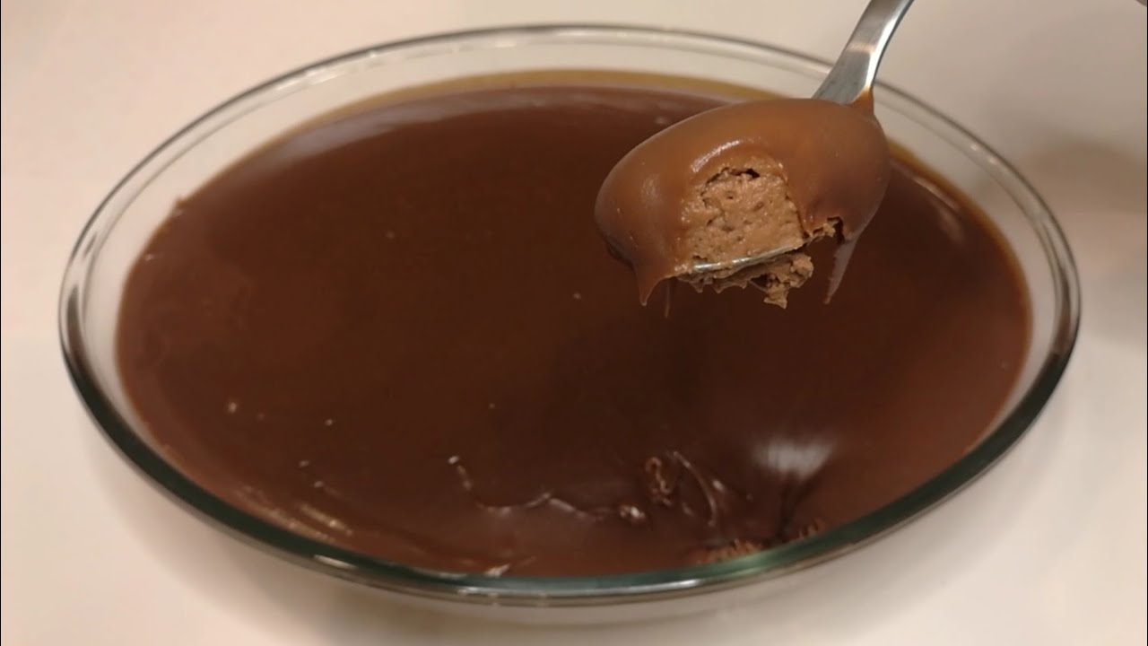 Délicieux dessert au chocolat avec seulement 3 ingrédients