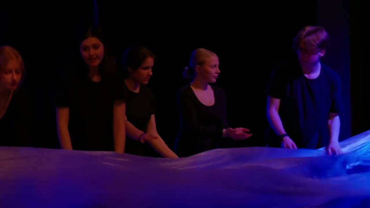 "Vita Flumen" - Grupa Teatralna A TO MY - nagranie z tłumaczeniem migowym