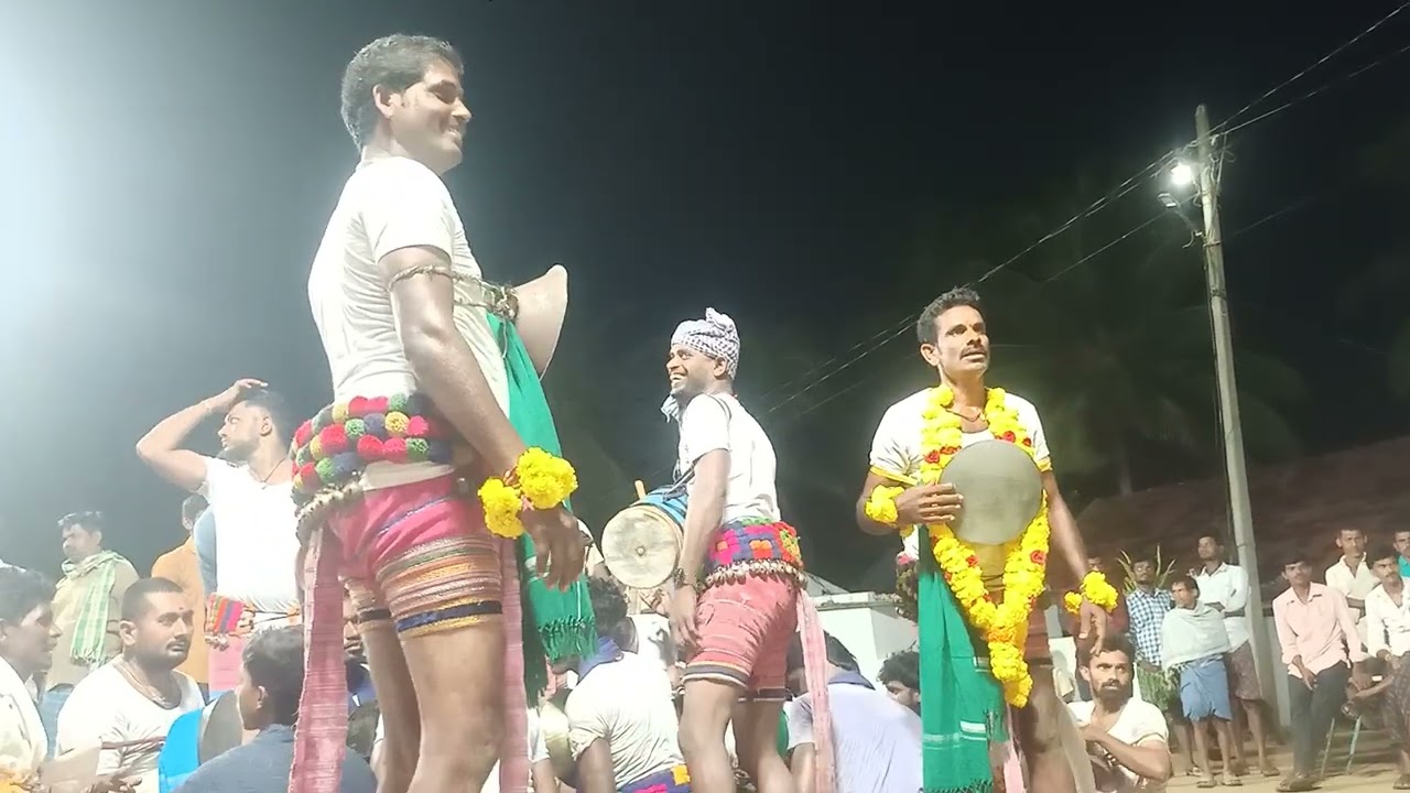 నీలకుండీలు గ్రామంలో సీతారాంపురం తపేటగులు