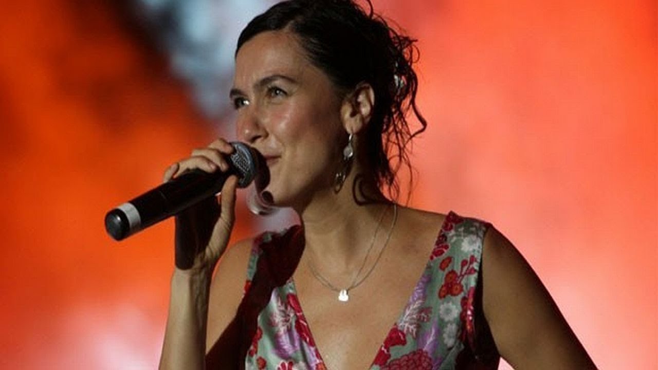 ŞEVVAL SAM - Ada Sahilleri & Ararım Seni Her Yerde (Konser/Canlı) @Antalya Park