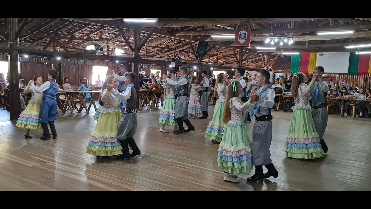 Chote de Quatro Passos - Invernada Mirim do CTG Erva Mate no Rodeio Lomba Grande - Novo Hamburgo