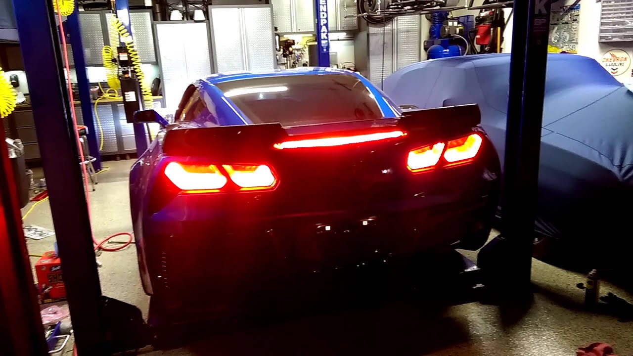 C7 z06 with 2in primary kooks headers and corsa