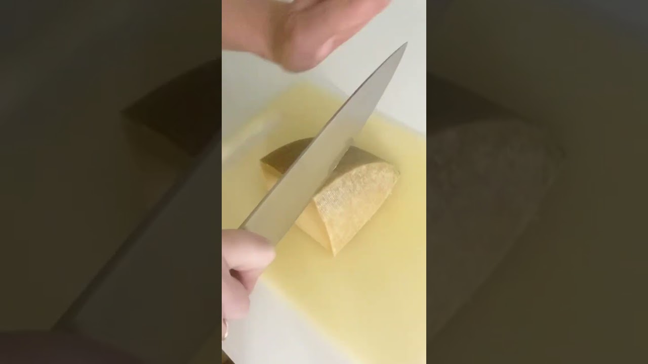Come tagliare il formaggio - nel modo corretto-