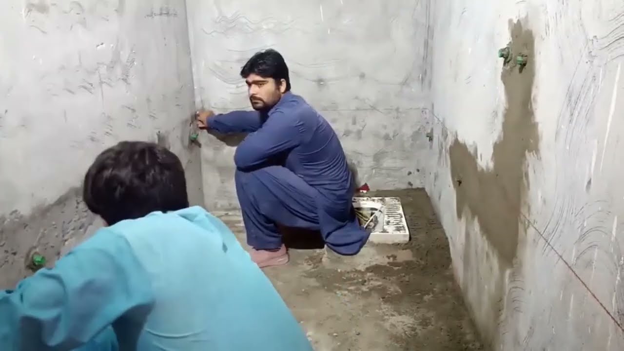 a high skills worker showing best ideas for  tilling #tile_installation #howto