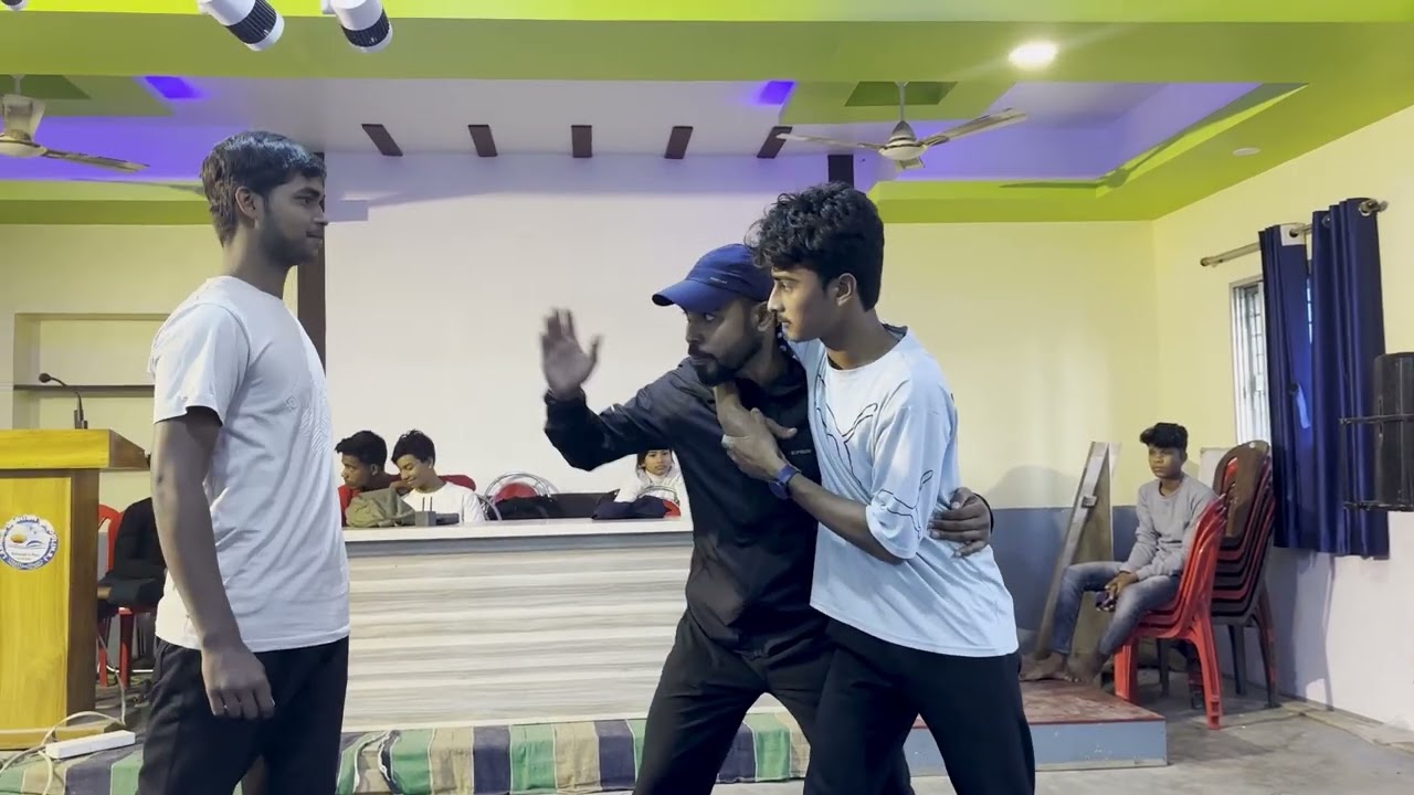 One vs Many ❌ | একা পড়ে গেলে কী করবেন? | Life Saving Self Defence Bangla 