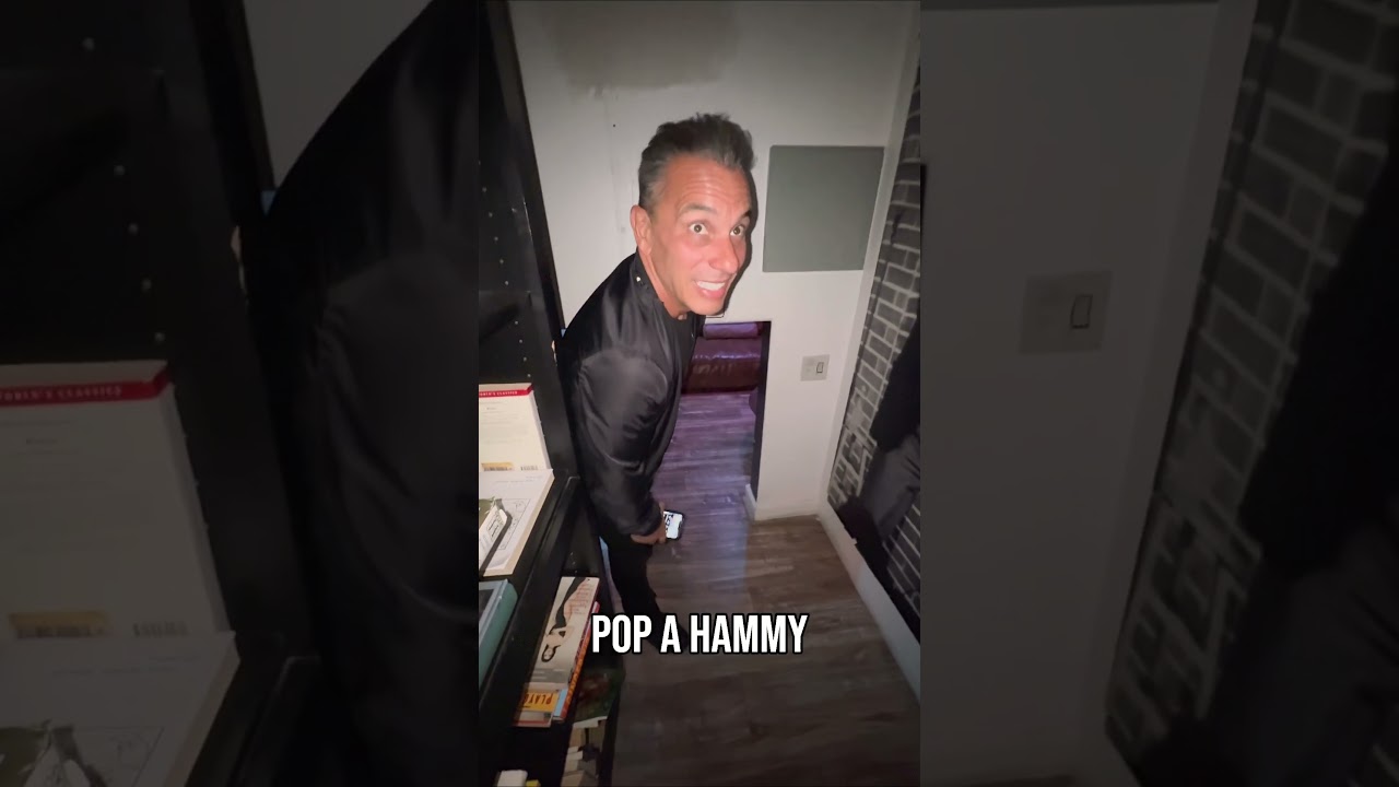 Behind the scenes before my show at Hollywood Improv.