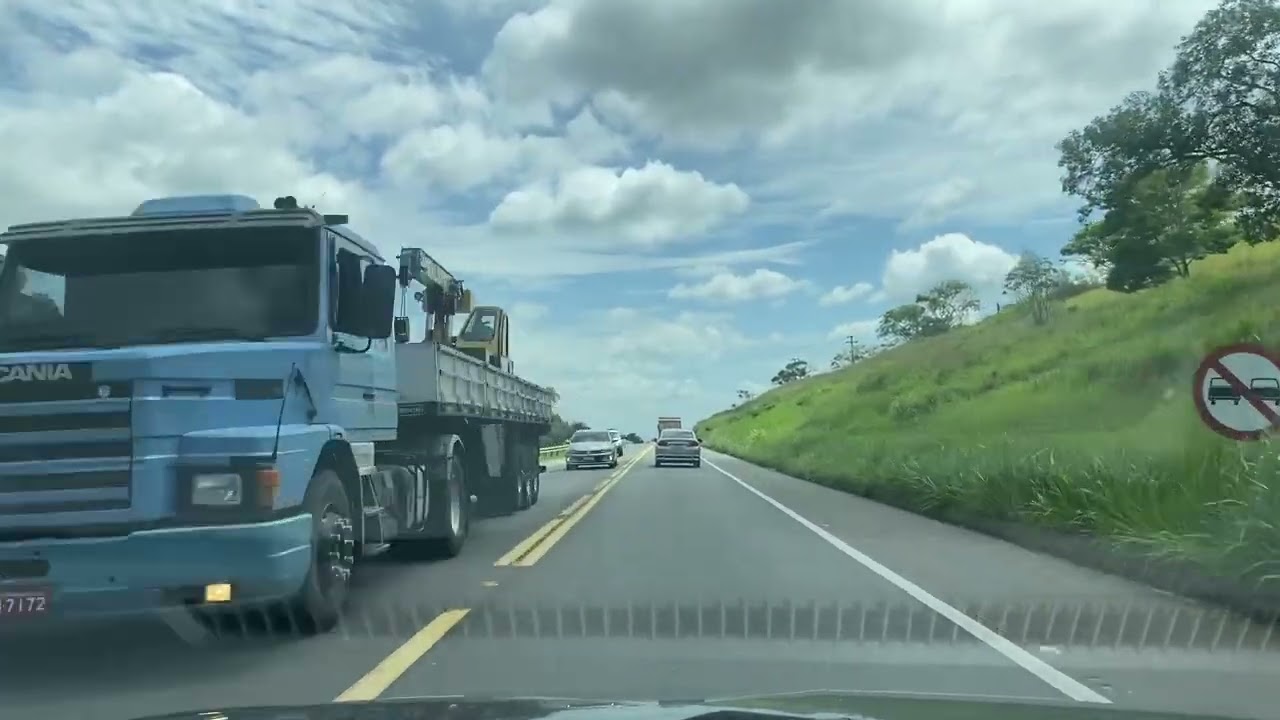 Rodovia BR 393 tá abandonada E.P 08 / 26