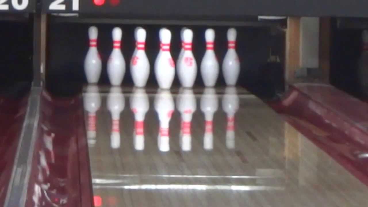 Close Up Bowling at Santa Fe Lanes Part 4/5: Getting spares!