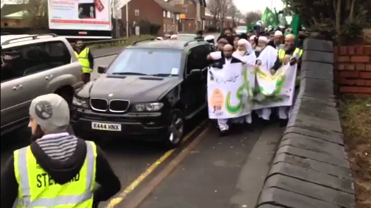 Eid Milaad UN Nabi (PBUH) Rally 2014 In Alum Rock, Birmingham , England, UK