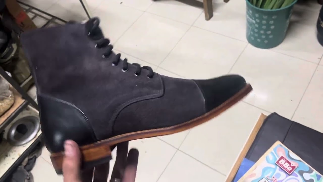 Handmade boots two tone suede leather cap toe leather goodyearwelted leathersole export quality boot
