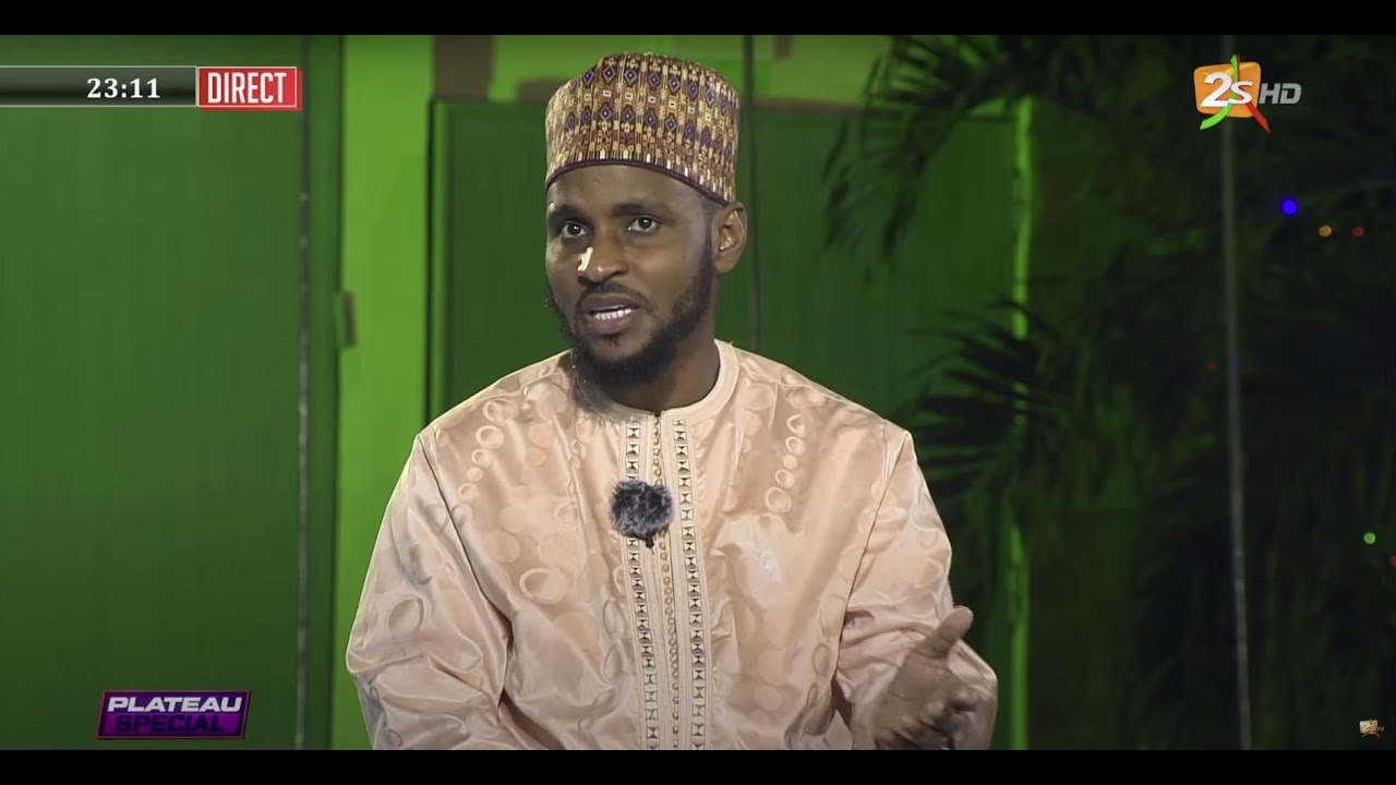 [DEBAT] OFFENSE AUX TIDIANES, OUSTAZ OUMAR SALL CONDAMNÉ ! CHEIKH BAYE NIASS REAGIT