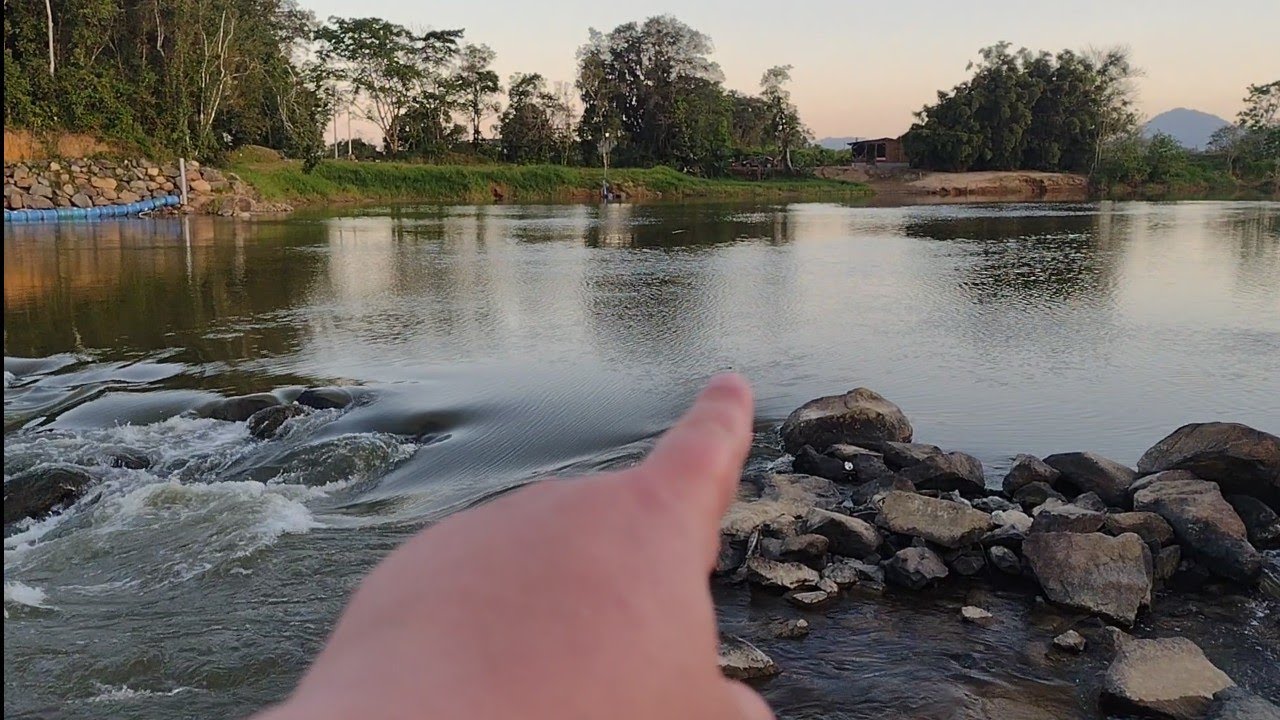 Represa de água e curiosidades da natureza