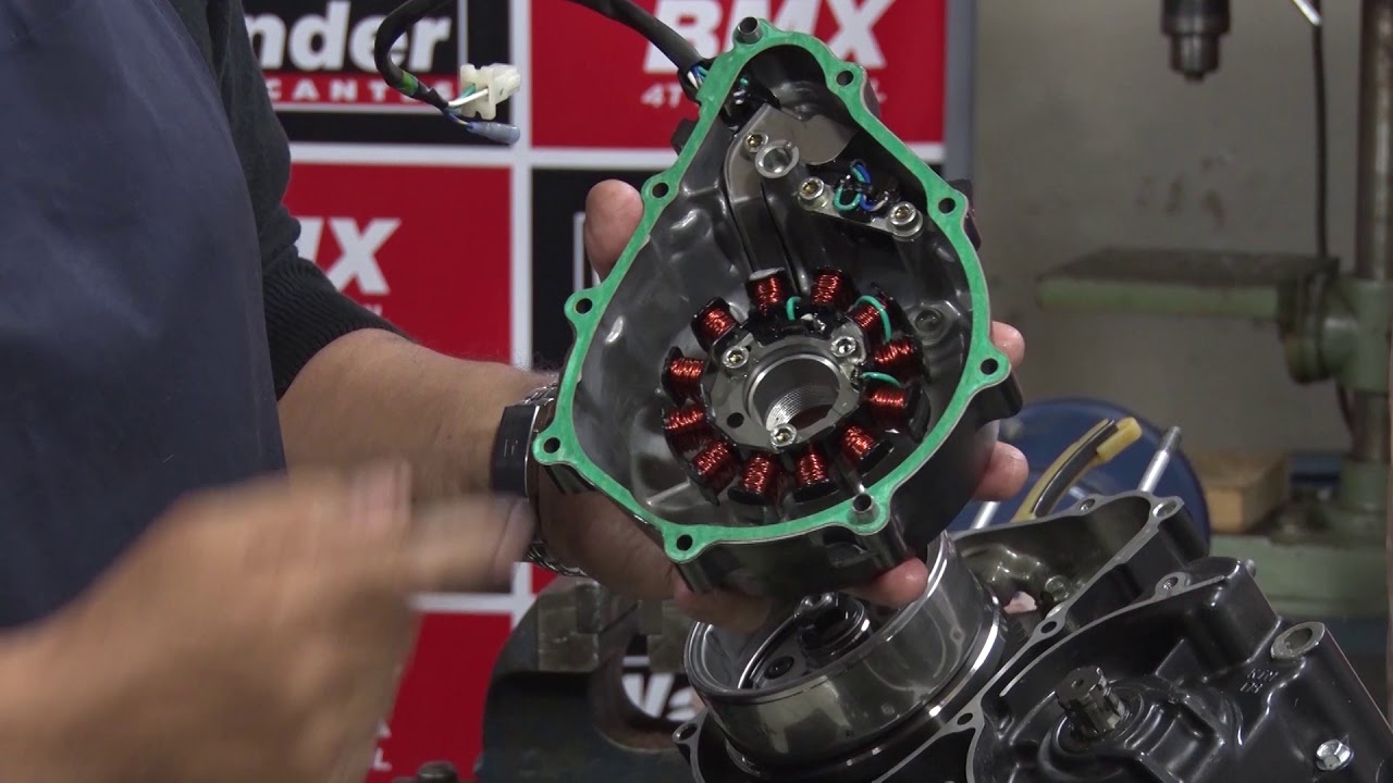Desarme motor Hunk 150 de Hero. Tapa de encendido - alternador - sistema de carga -
