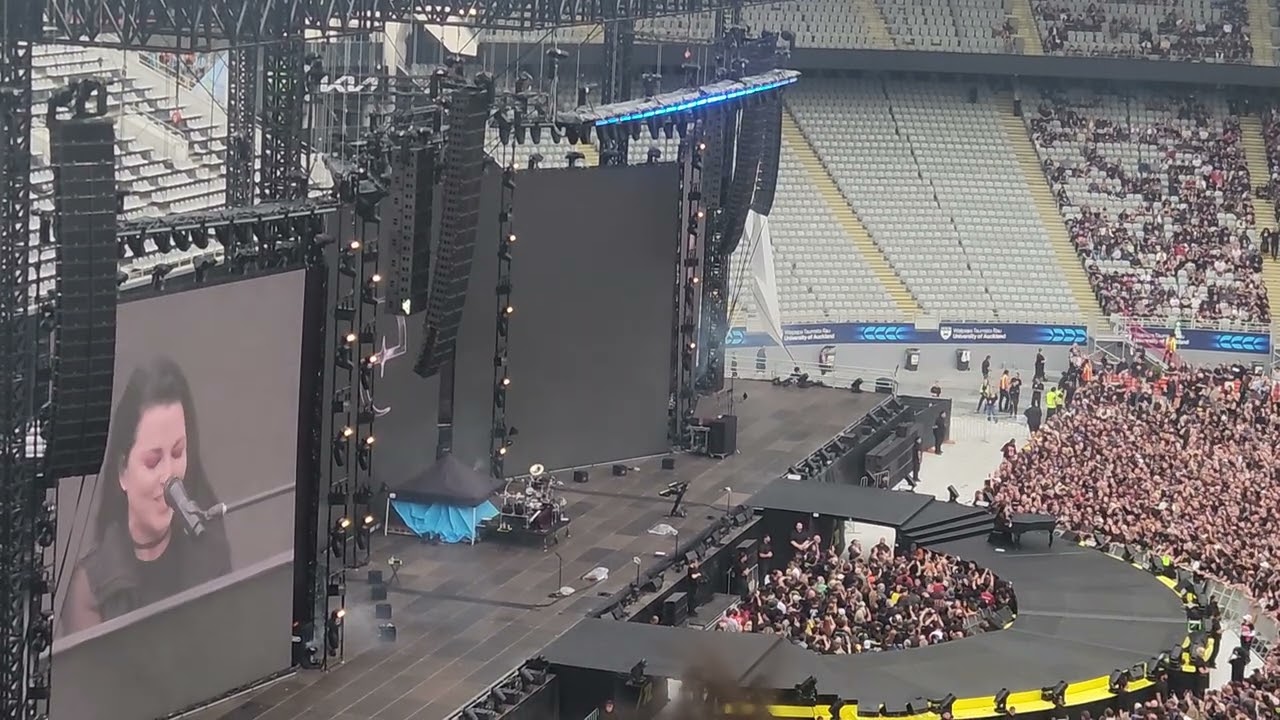 Evanescence Eden Park Auckland 2025 