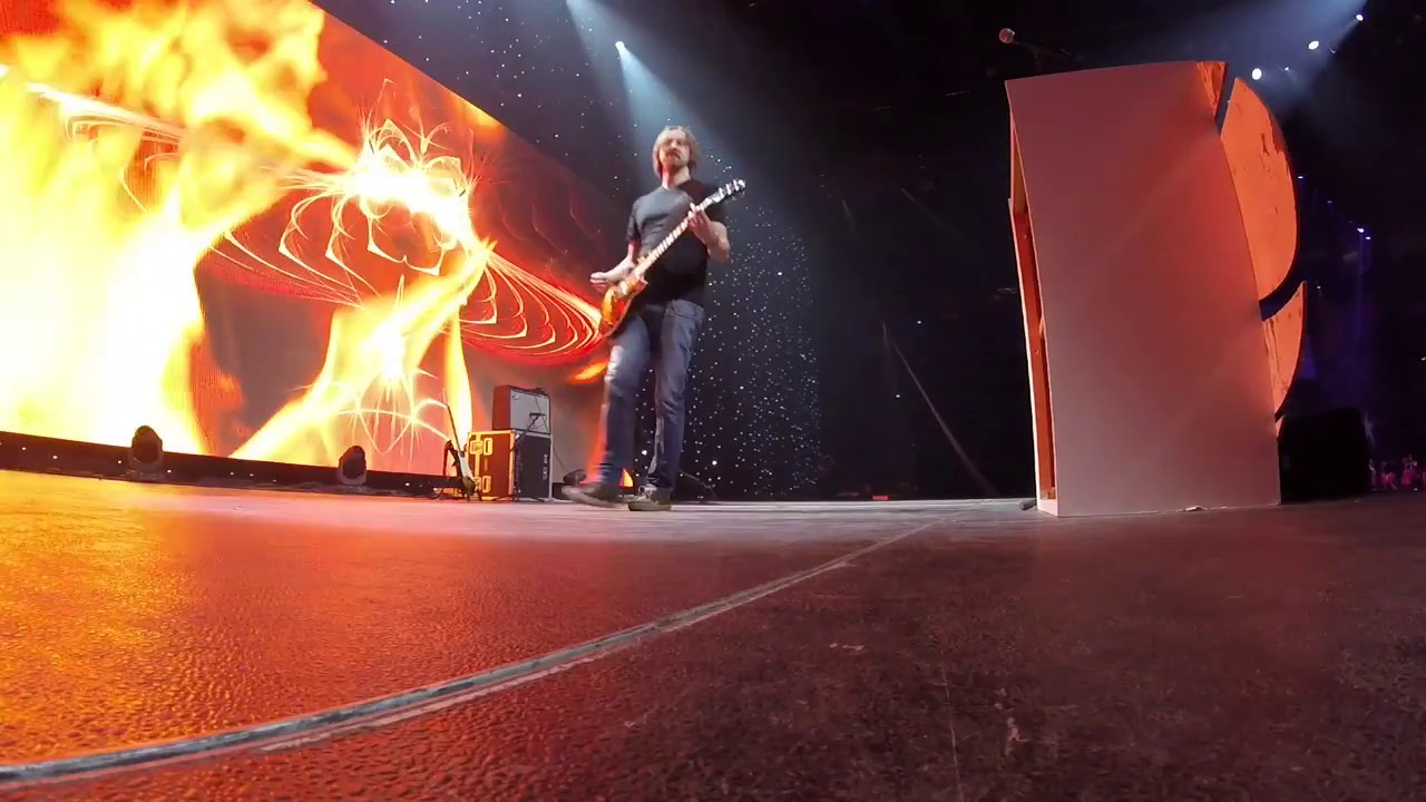 Jere Riikonen - Enough (live at Hartwall Arena)