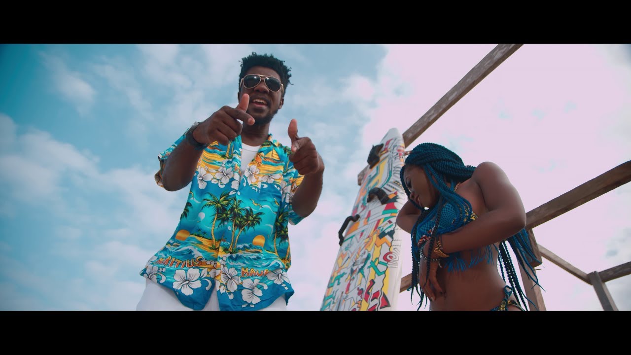 Tic Tac - Carry Go ft Samini  (Official Video)
