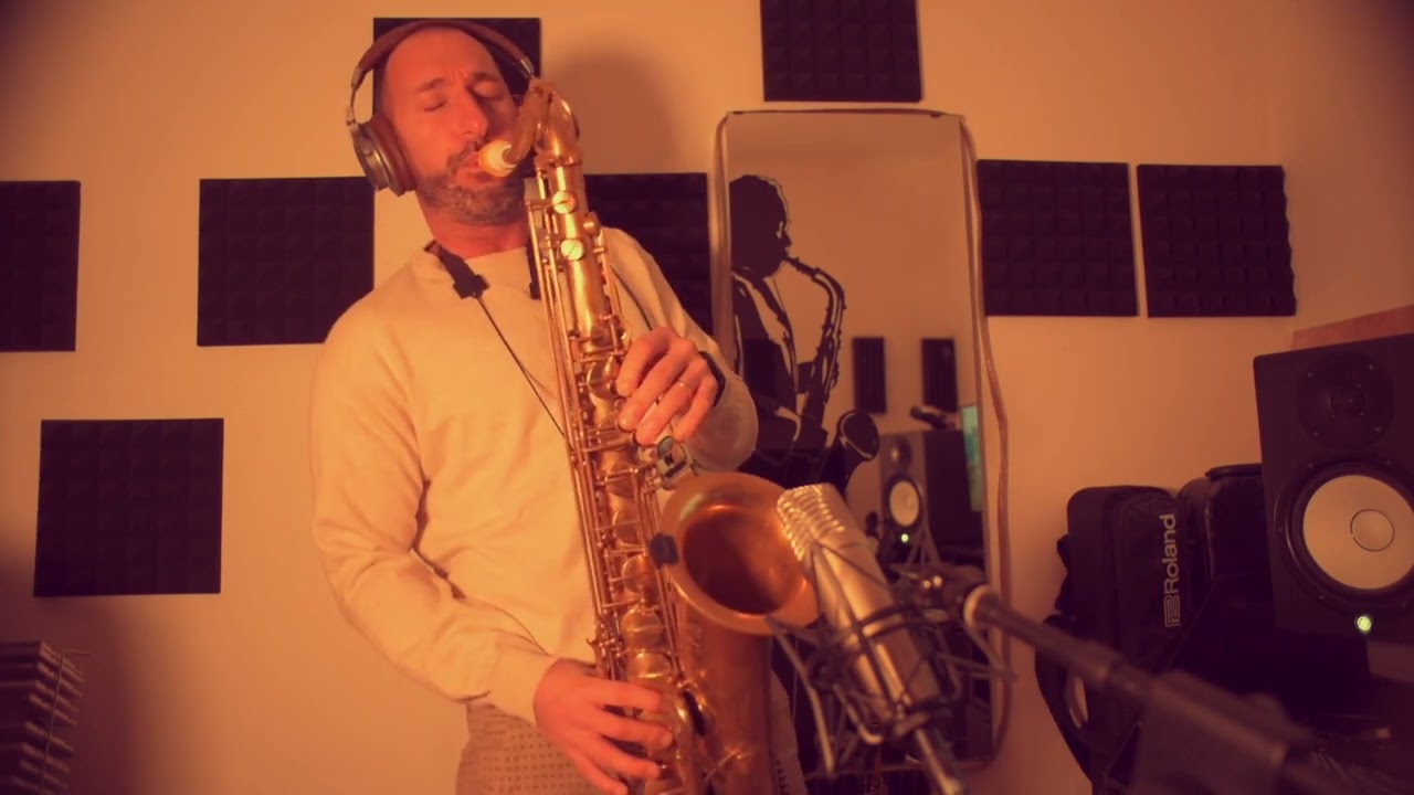 Futura Lucio Dalla on tenor sax