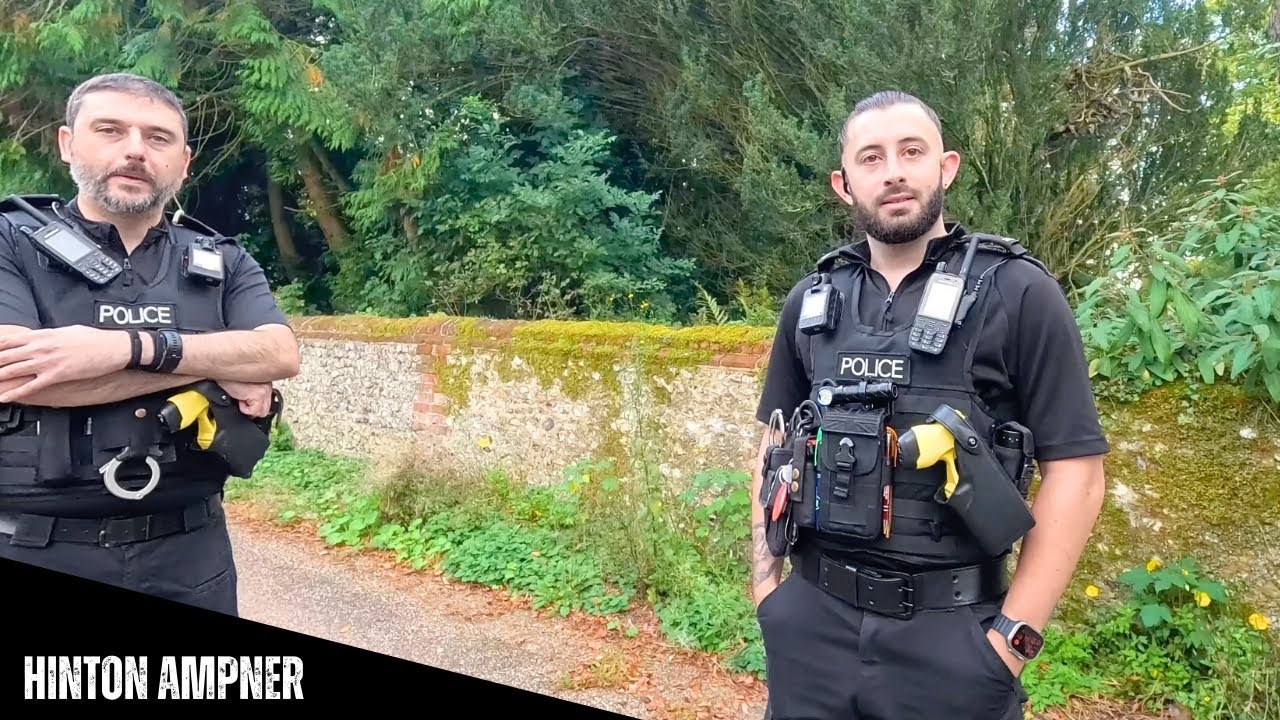 National Trust Have Had a BRIEFING About You 😒🚔🛸❌