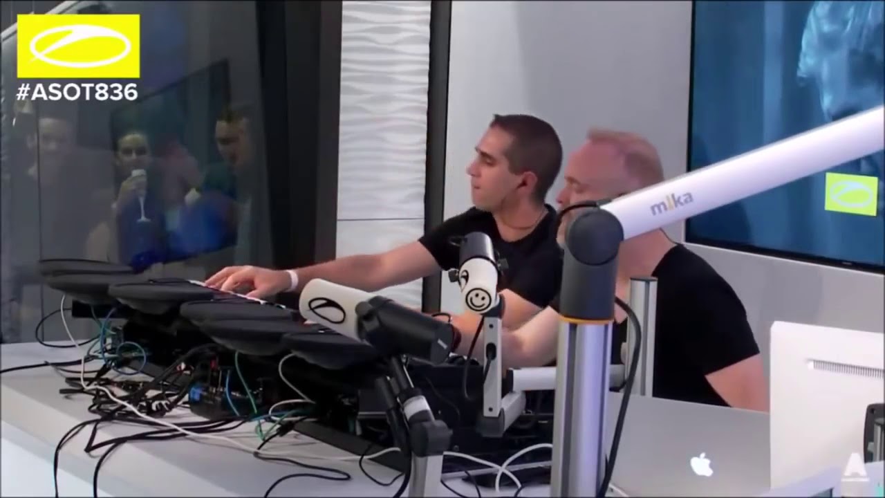 Armin van Buuren - SUNNY DAYS - Pure NRG REMIX @ Live ASOT 836