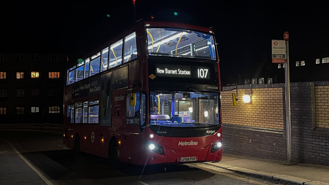 Full Route Visual. Route 107 : Edgware - New Barnet Station (VMH2538 - LF68PXP)