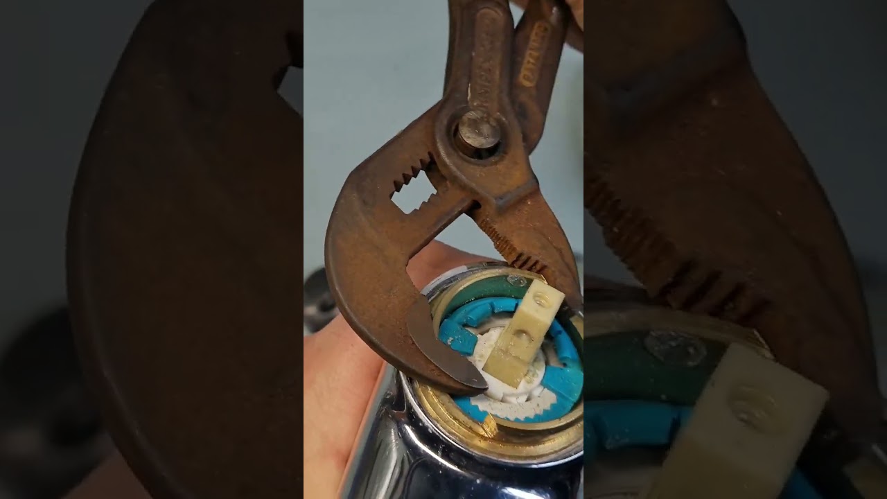 Como cambiar, sacar, desmontar, desarmar cartucho grifo,llave, canilla,pluma, monomando, monocomando