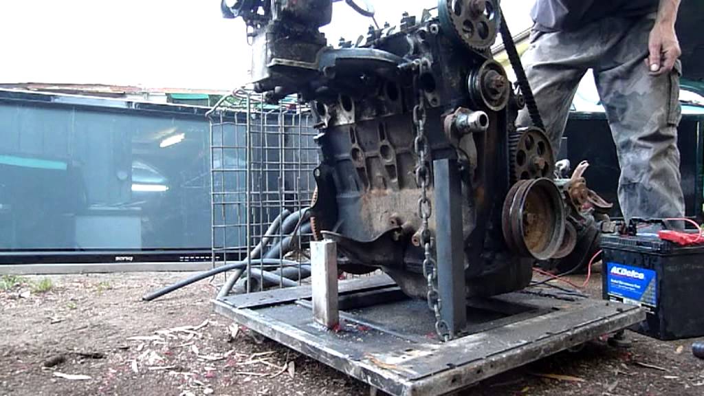 Damaged VW 4 cylinder engine Torture