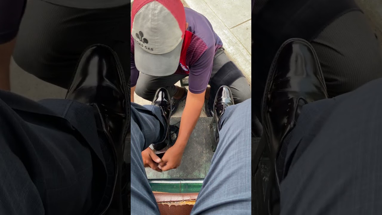 Street Shoeshine service #shoeshiner #shoeshine #manshoes #engraxate #boleado 