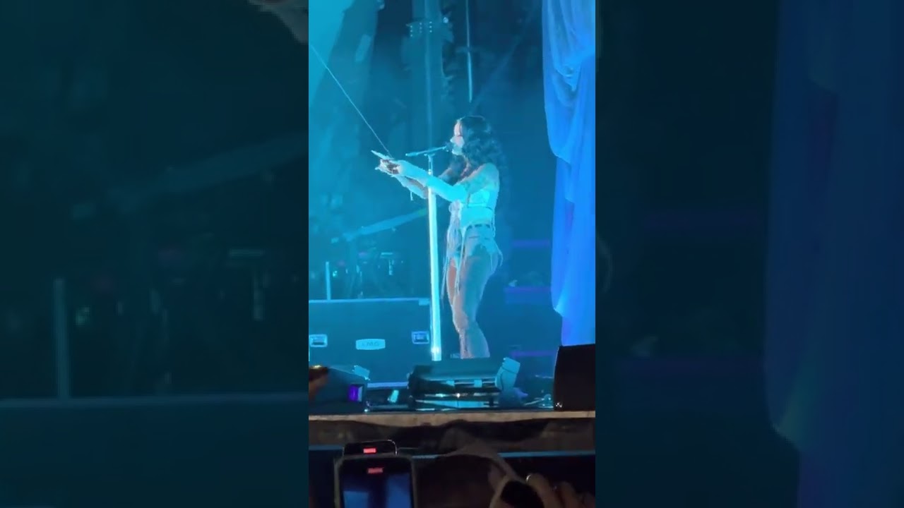 Kehlani - Altar (Blue Water Road Tour)