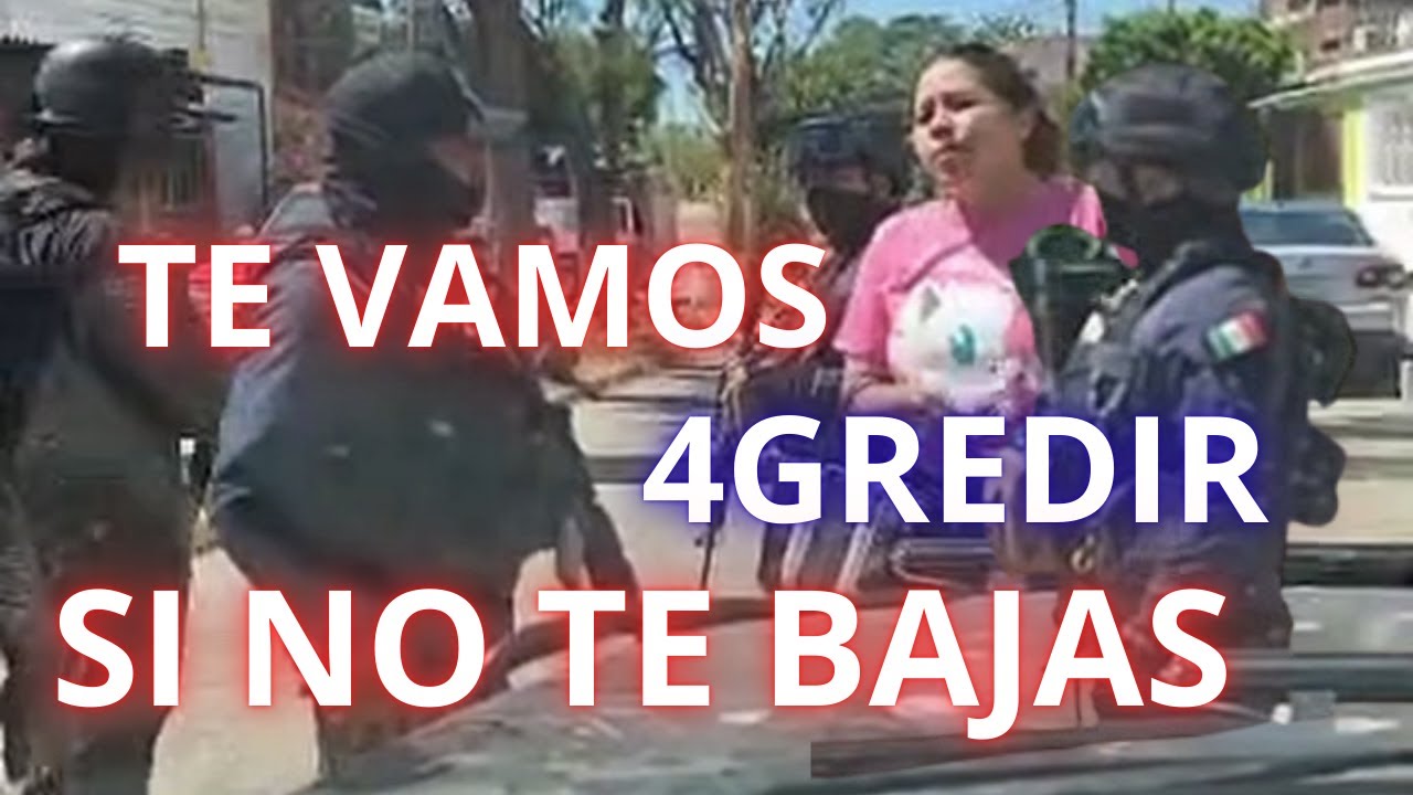 POLICIA 4MEN4Z4 con 4GREDIRLO si no se BAJA del VEHICULO