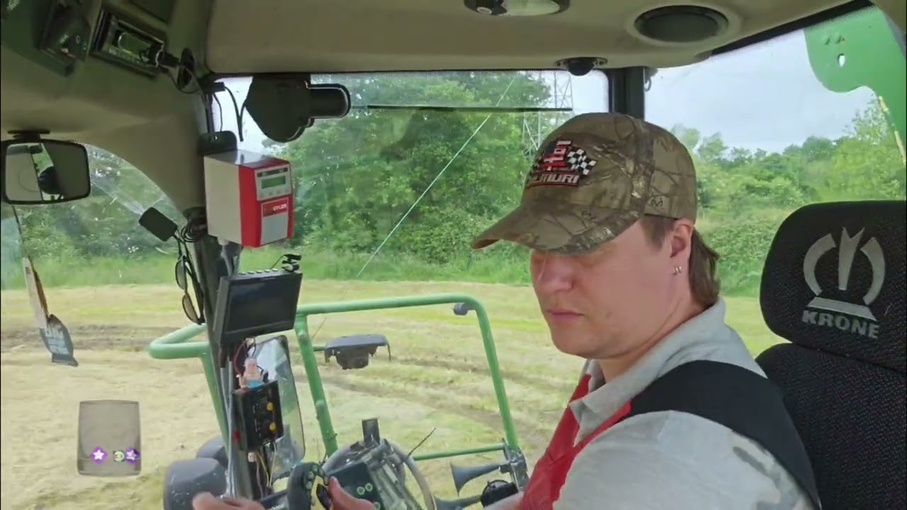 Air Horn Prank in Tractor: Cat Jam Meme Edition! #shorts