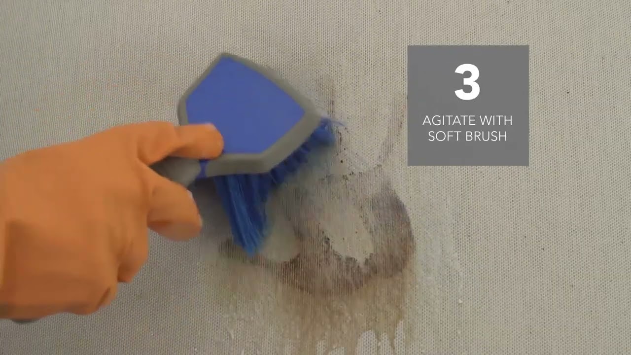 Come rimuovere macchie di Cioccolata