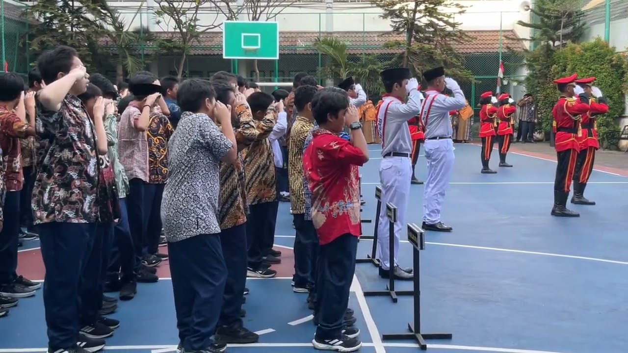 Upacara bendera 17 Agustus 2025