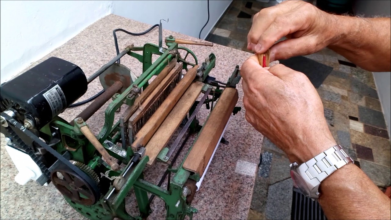 Miniatura de Tear de Lançadeira