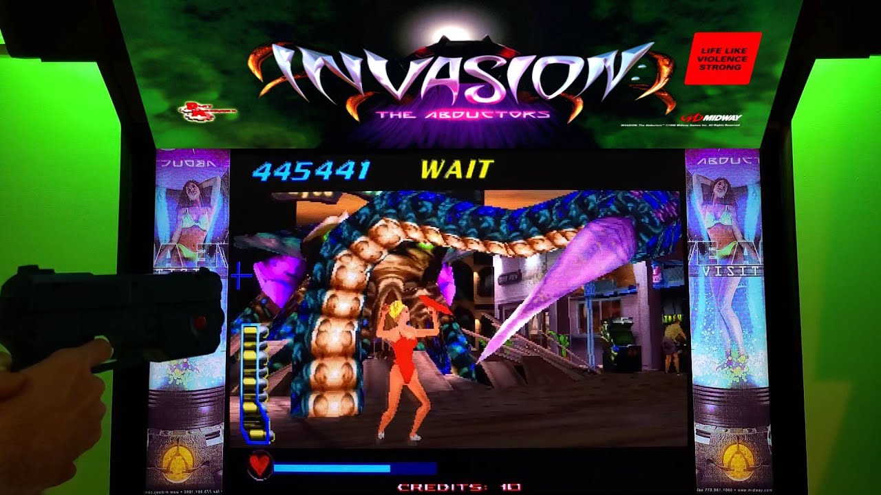Invasion: The Abductors Arcade Cabinet MAME Gameplay w/ AimTrak Gun & Hypermarquee