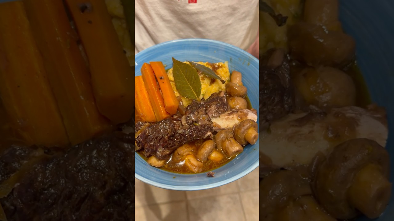 Braised Beef Ribs (Simple, beautiful, delicious)
