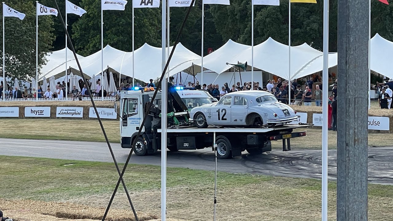 Best of drifts/slides, donuts and fails from Goodwood FOS 2023