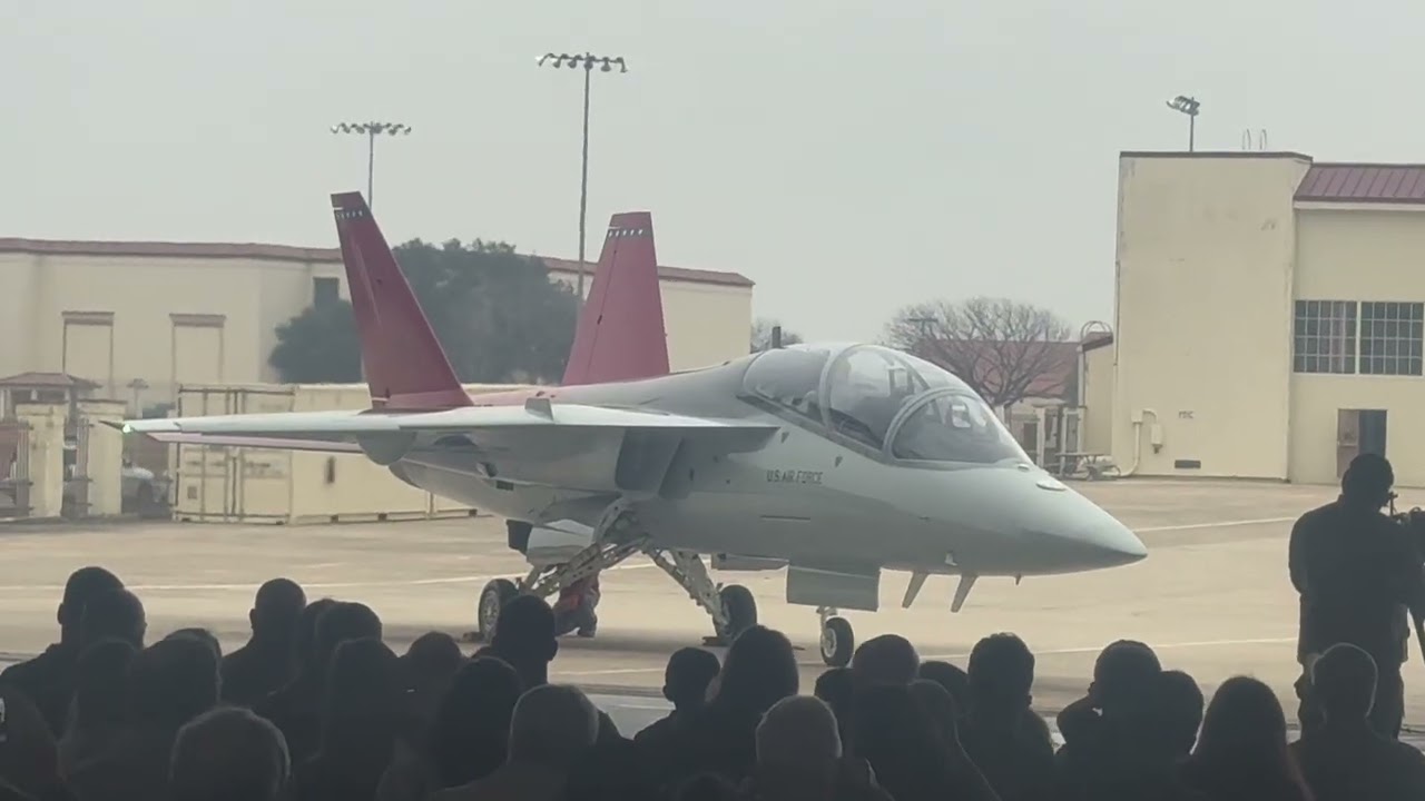 ✈️ Exclusive First Look: T-7A Red Hawk Arrival Ceremony | Cowboy’s Vintage Wings 🤠