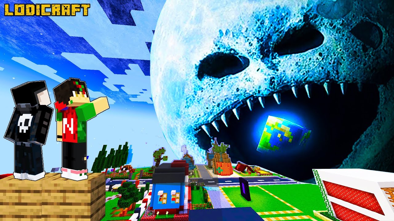 Minecraft, but The Moon Woke Up